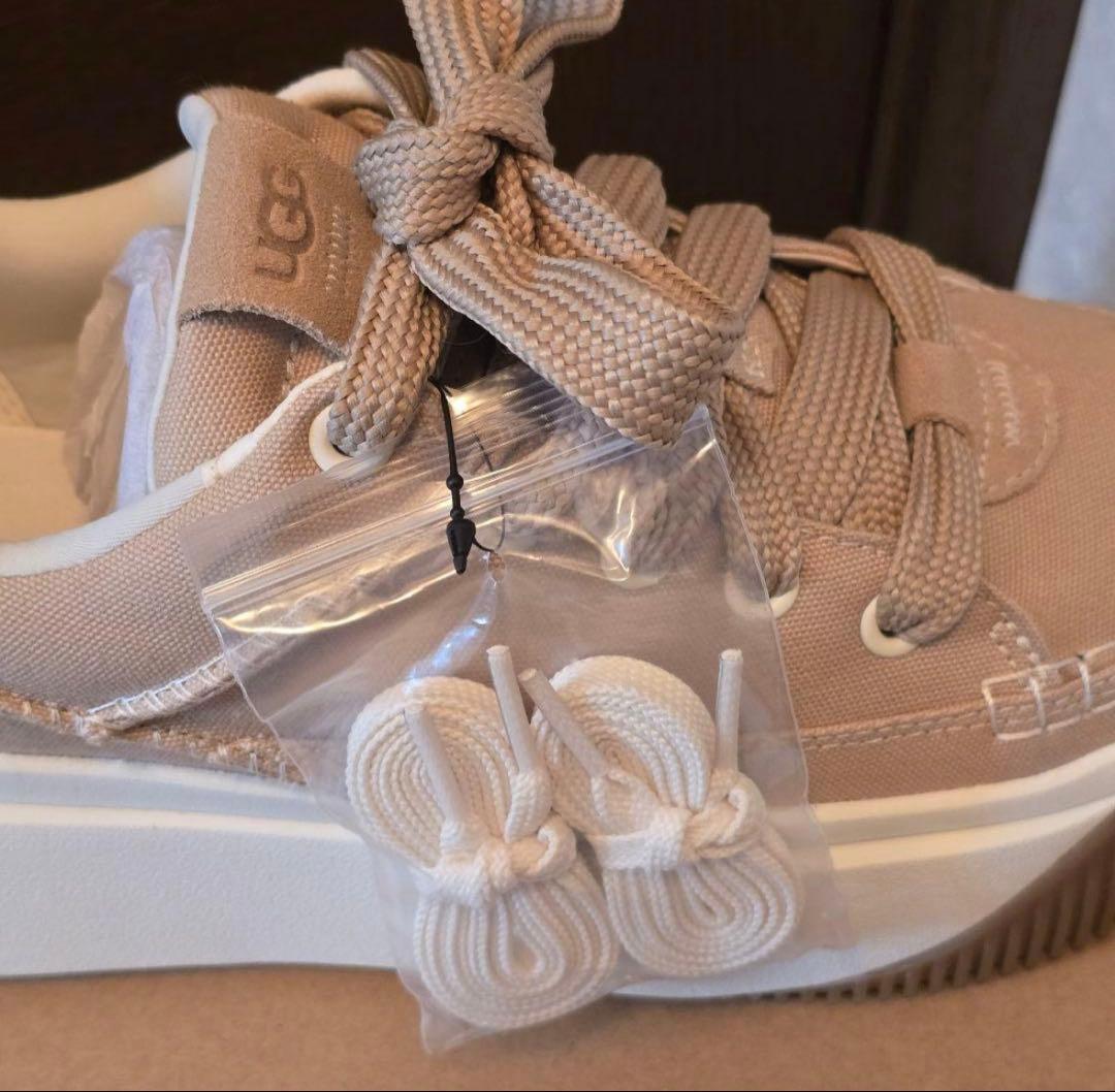 【新品】アグ ベージュ 厚底スニーカー 25cm UGG for emmi