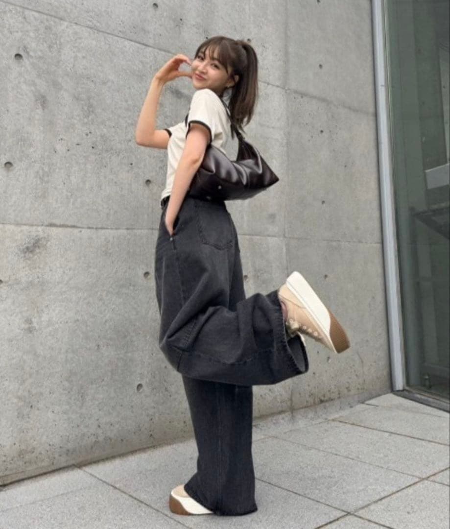 【新品】アグ ベージュ 厚底スニーカー 25cm UGG for emmi