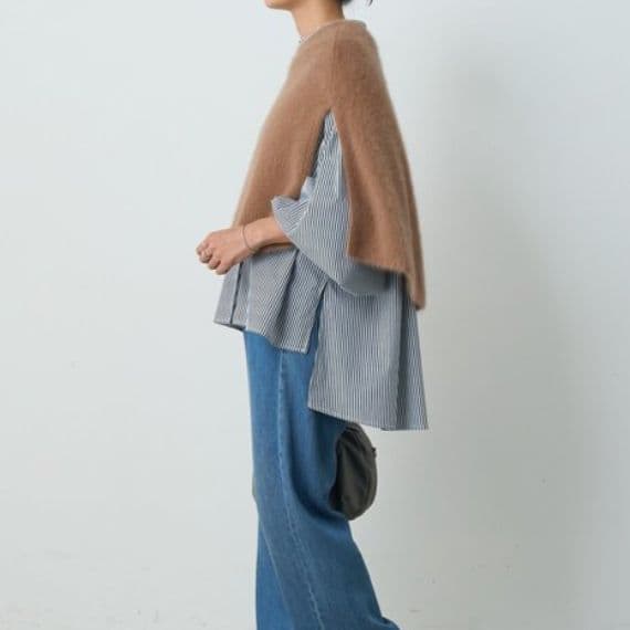 新品タグ付き　ビアズリー　ファーニットポンチョ