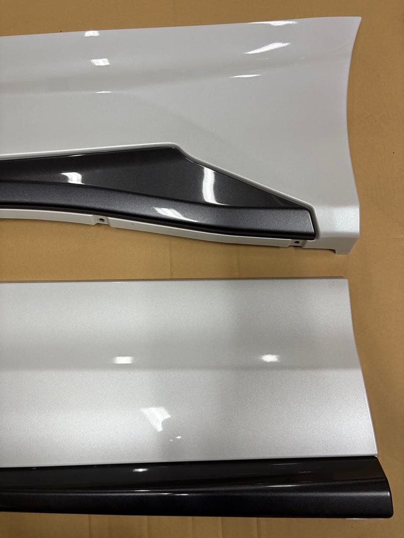 子*A様 右側新品+左側中古　トヨタ　80ハリアー モデリスタ　サイドスカート0