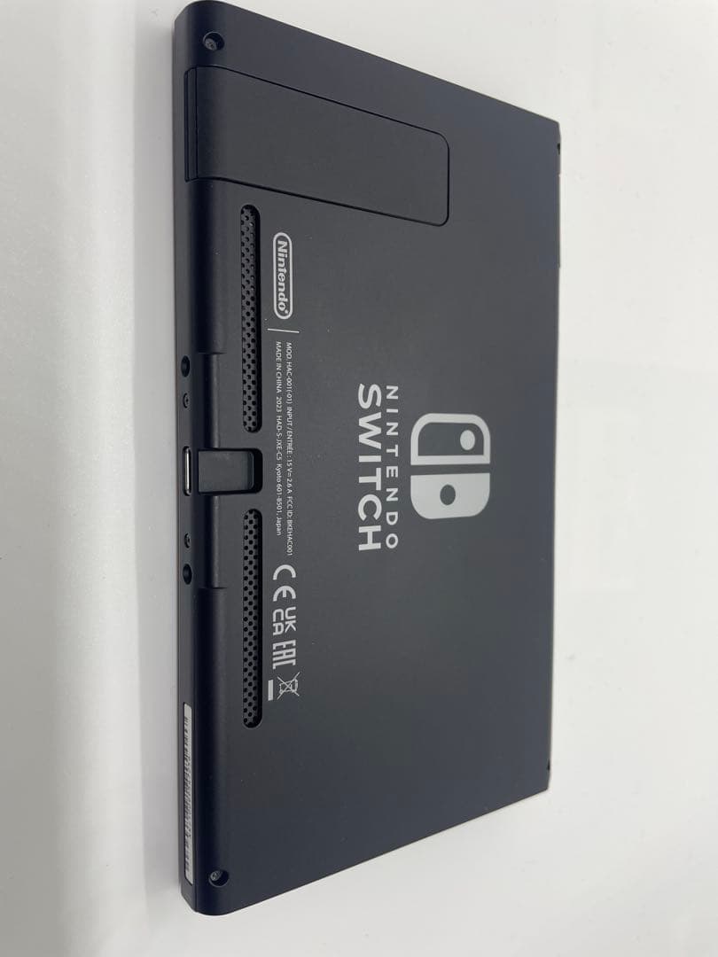 任天堂Switch本体バッテリー強化型　PROコントローラー