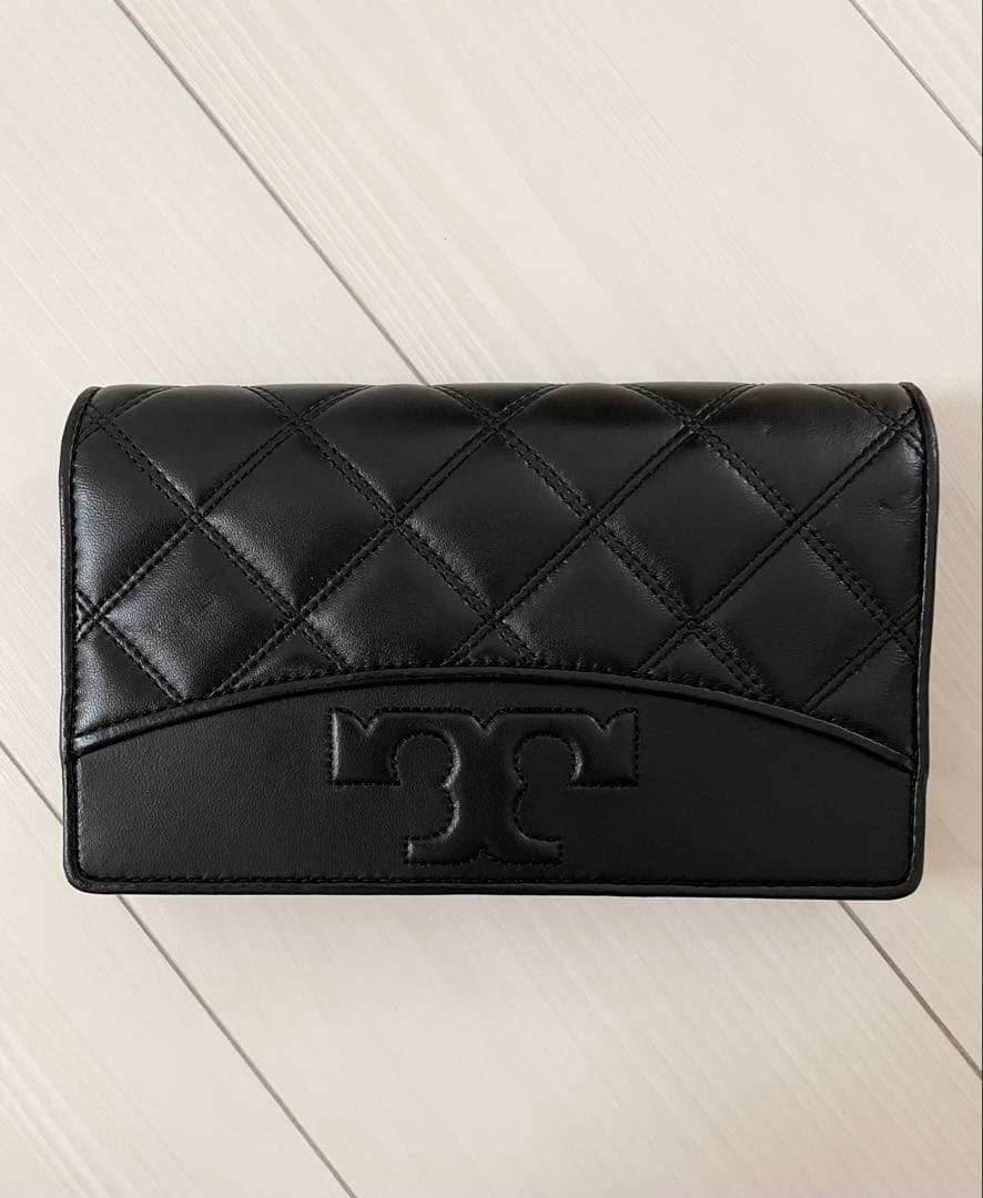 Tory Burch　トリーバーチ　クラッチバッグ 未使用品