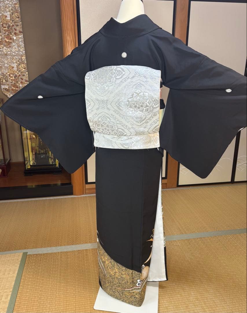 正絹豪華黒留袖6点フルセット 留袖　袋帯　帯締め帯揚げ　長襦袢　末広