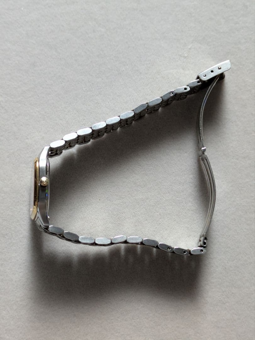 OMEGA クォーツ腕時計 ゴールド/シルバー　レディース　オメガ