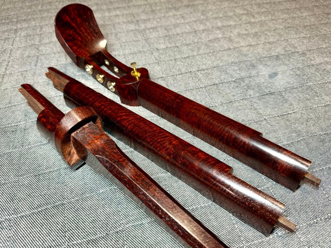 【虎・瘤杢】最高峰 津軽三味線 金細 子持綾杉 極上美品 超希少複雑混合杢 太棹