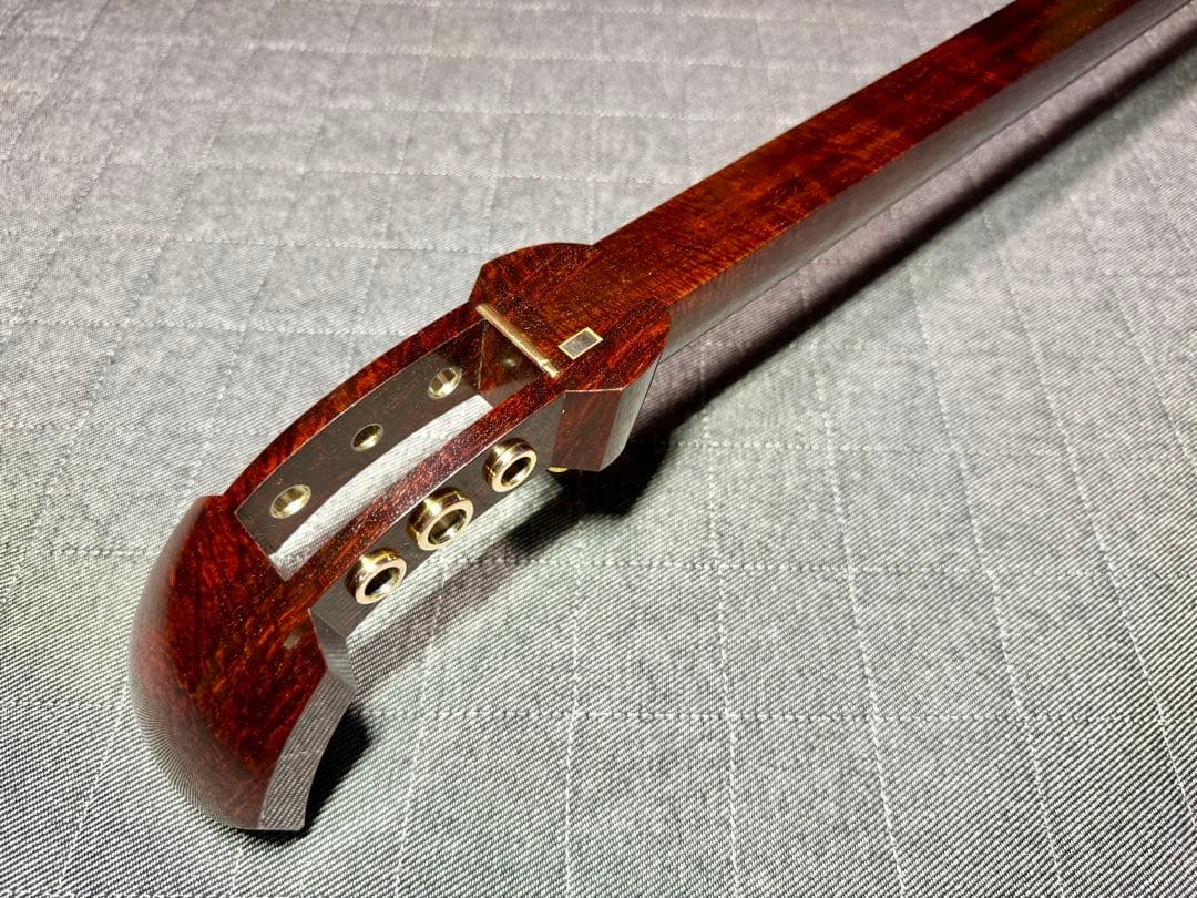 【虎・瘤杢】最高峰 津軽三味線 金細 子持綾杉 極上美品 超希少複雑混合杢 太棹