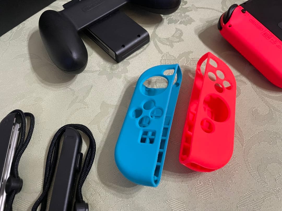 【極美品】Nintendo Switch 本体 ＋ 付属品セット 任天堂スイッチ