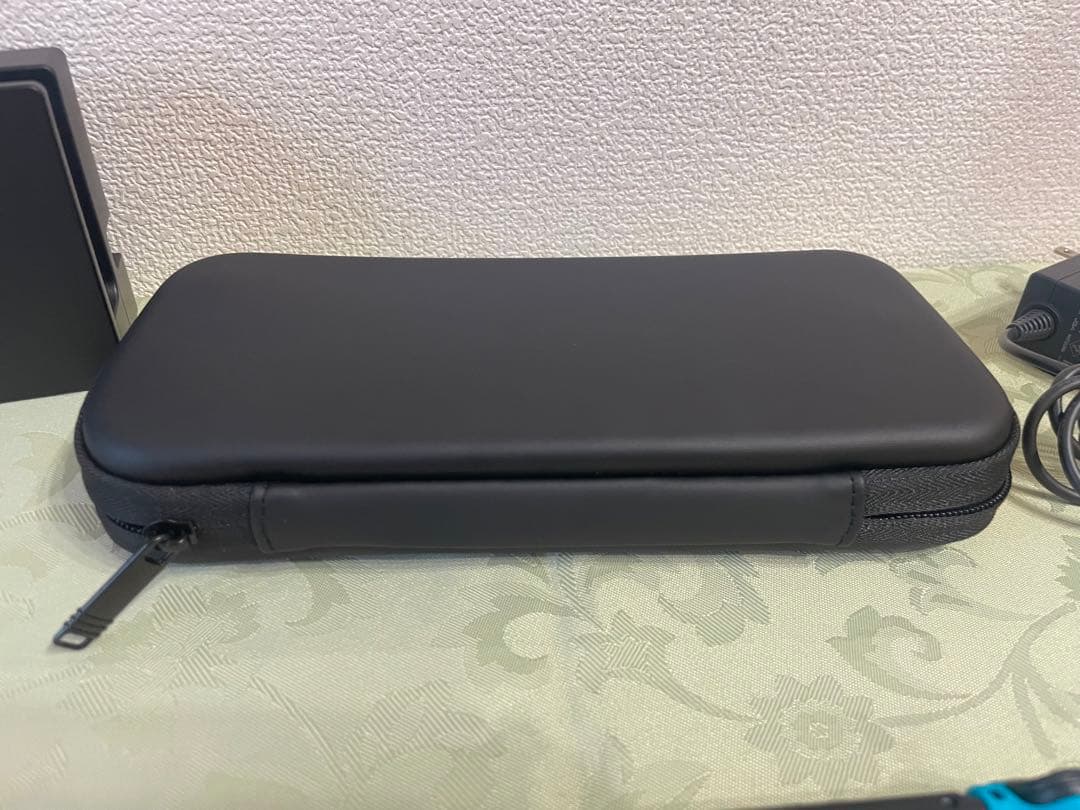【極美品】Nintendo Switch 本体 ＋ 付属品セット 任天堂スイッチ