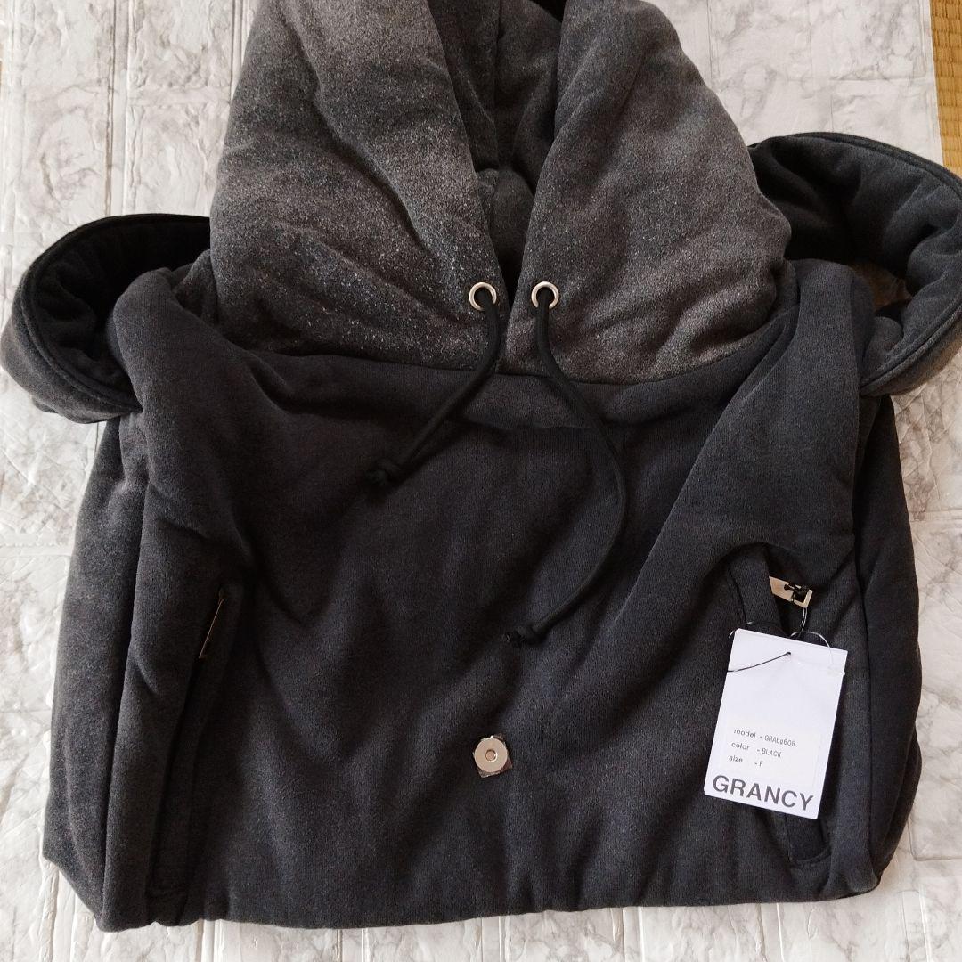 最終値下げ致しました　新品タグ付きGRANCY　フーディモチーフショルダーバッグ