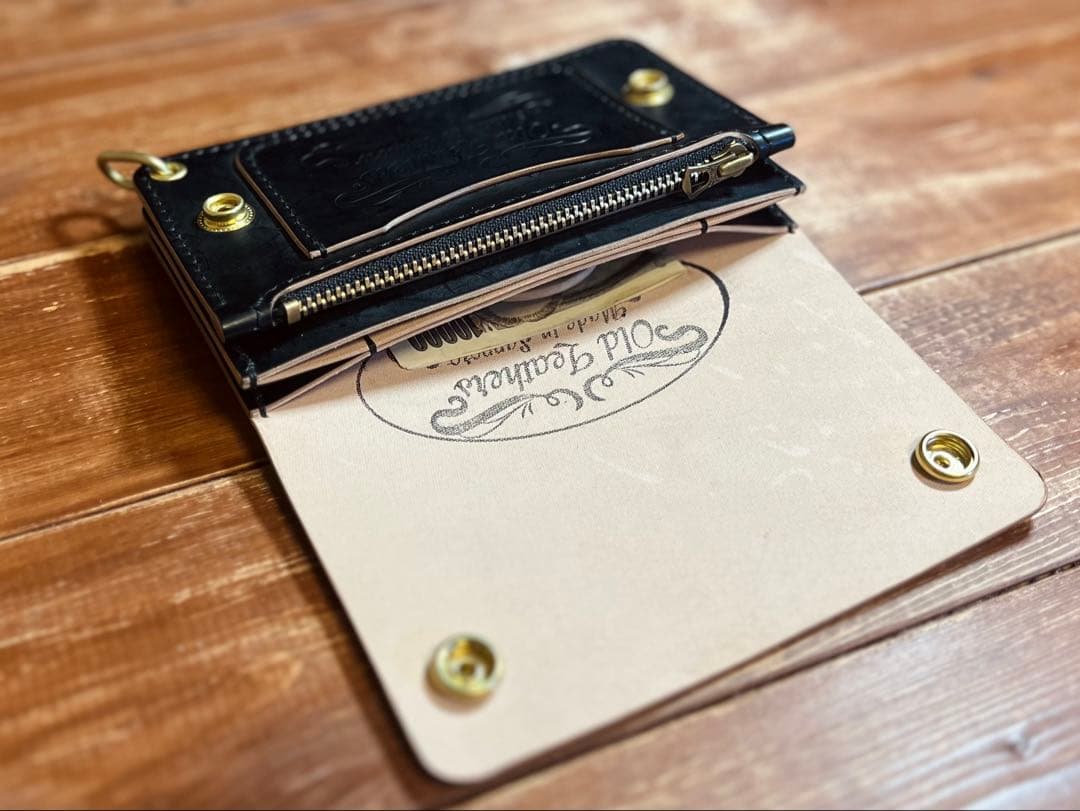 トラッカーウォレッTW-03 ショートトラッカーウォレット 新喜皮革 コードバン