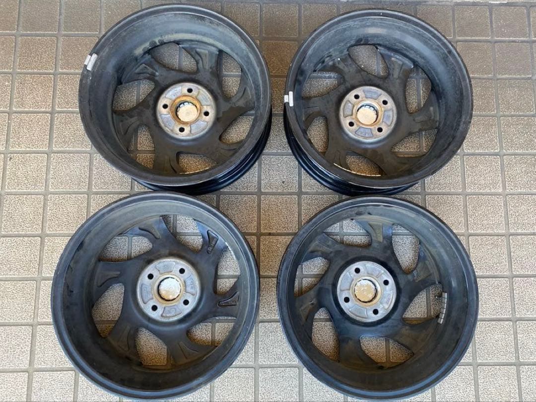 ダイハツタントカスタム　純正ホイール15インチ4本セット