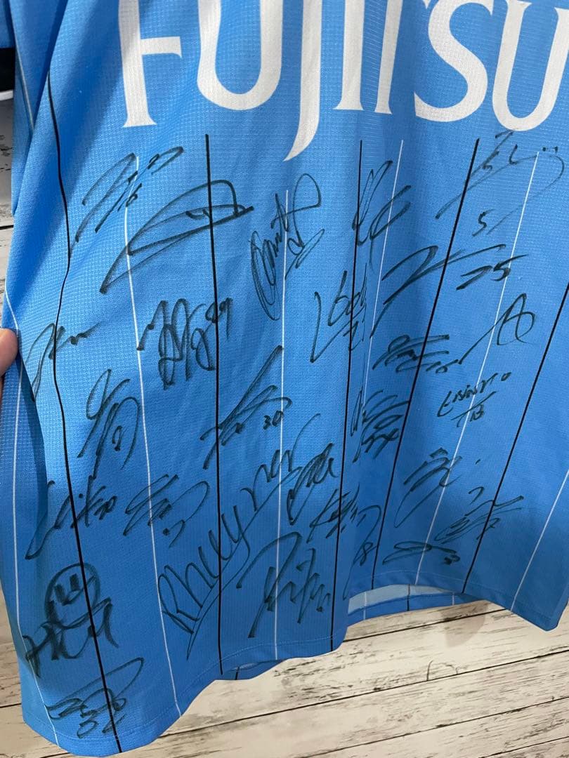 大幅値下げ！全選手サイン入り、川崎フロンターレ　2017 ユニフォーム　限定品