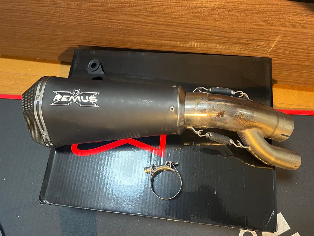 s1000rr REMUSマフラー