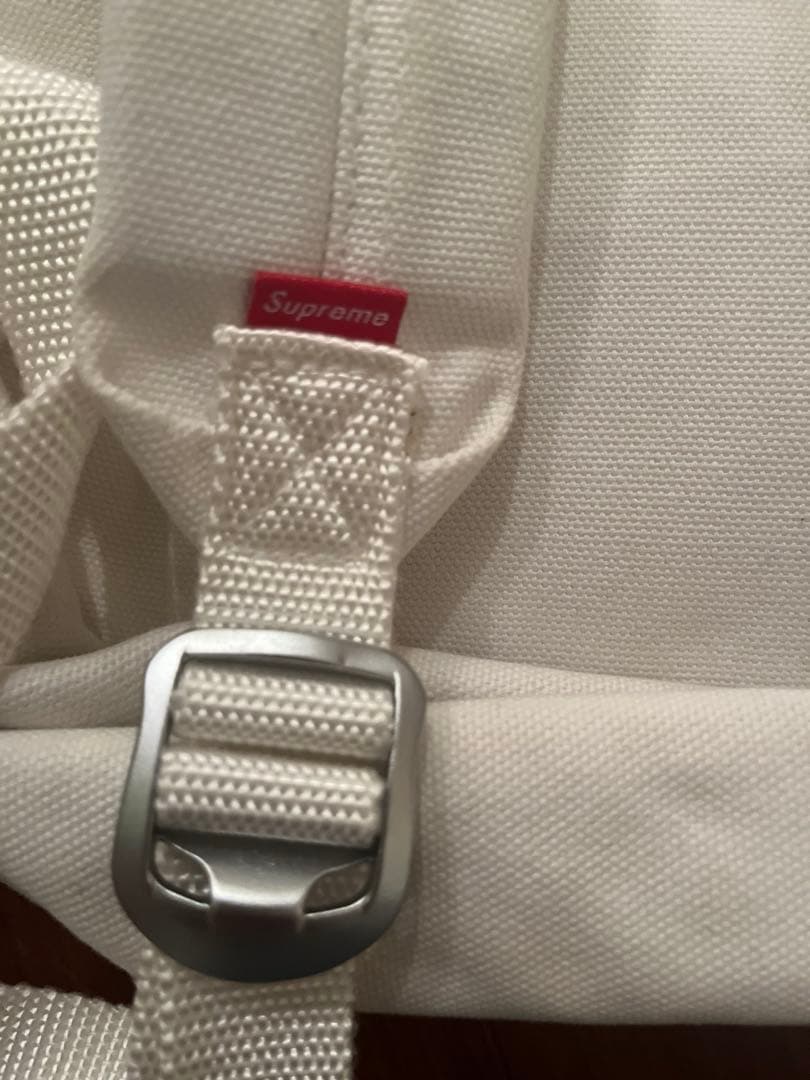 SUPREME シュプリーム　リュック　バックパック　白　キャンパス