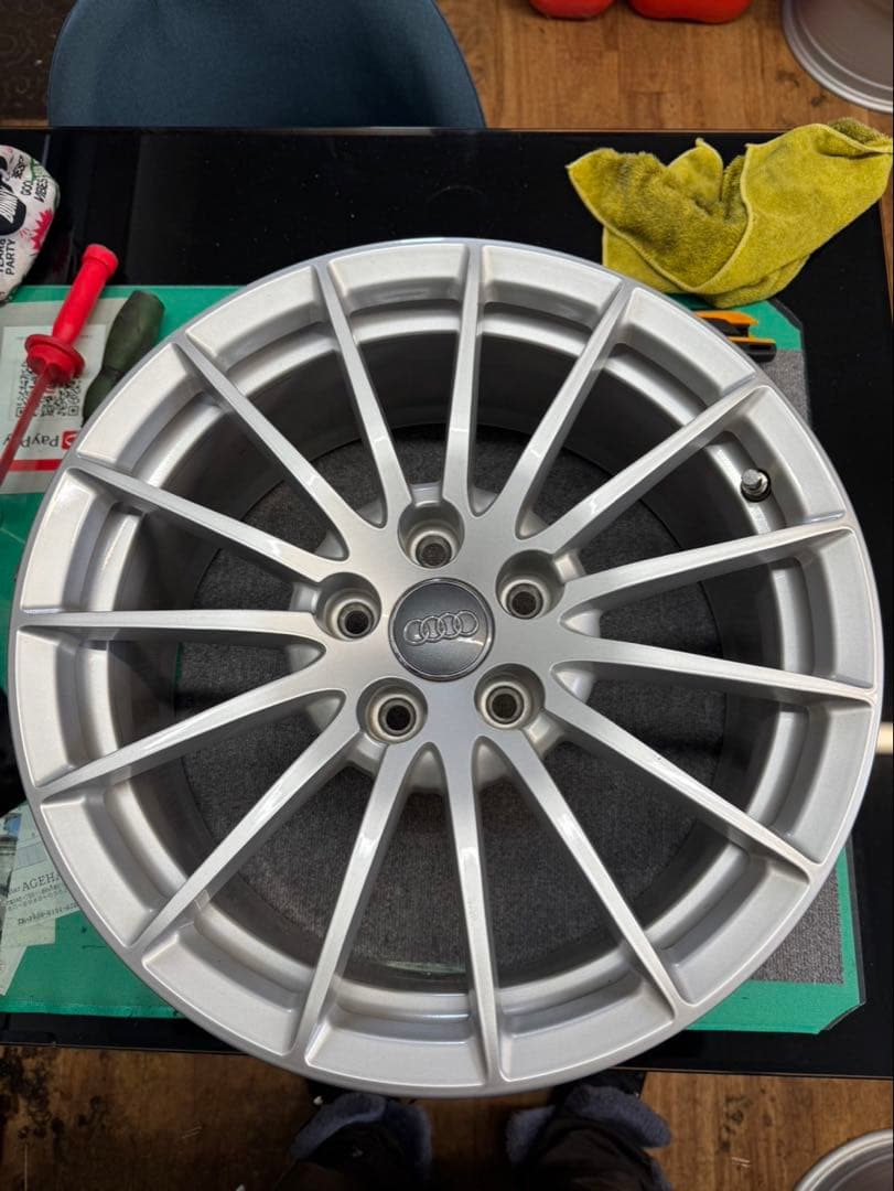 アウディ　Audi A4 A5 17インチ純正ホイール スポーク4本