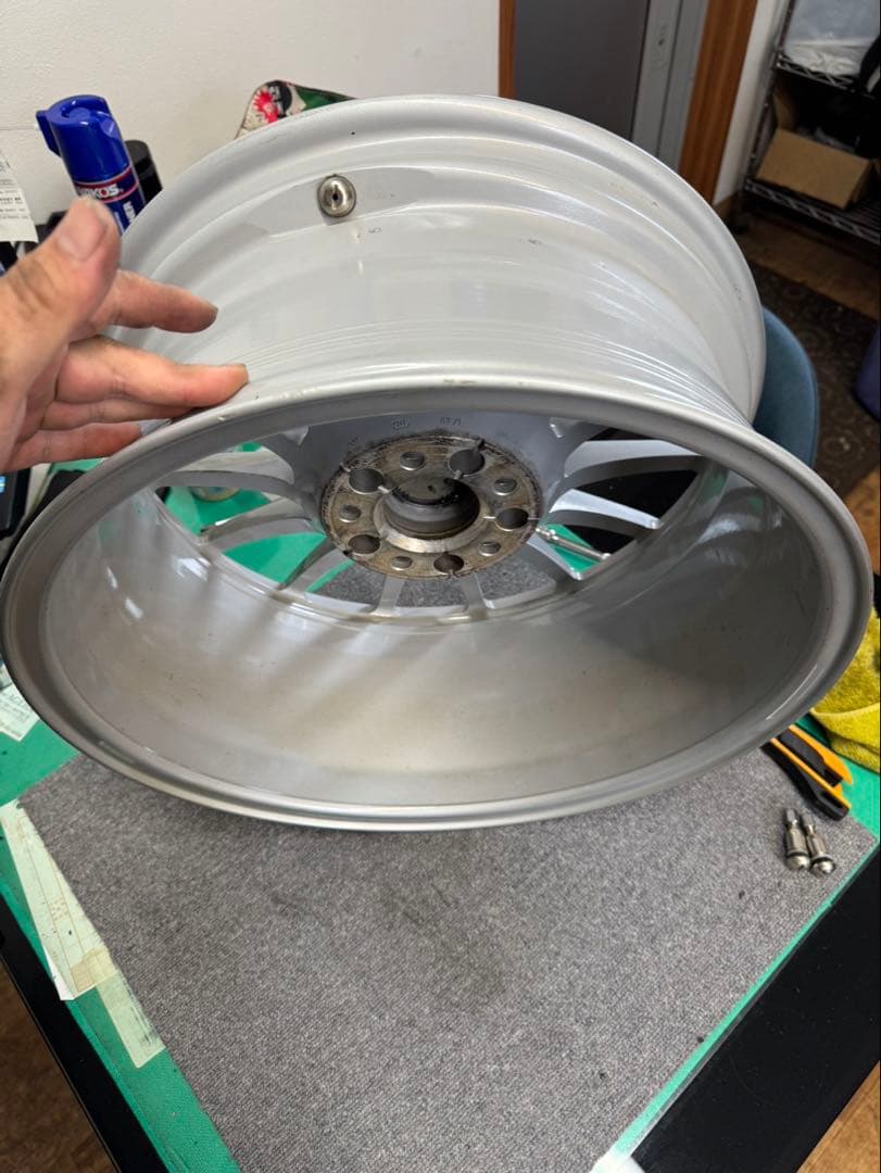 アウディ　Audi A4 A5 17インチ純正ホイール スポーク4本