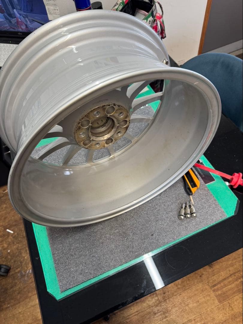 アウディ　Audi A4 A5 17インチ純正ホイール スポーク4本