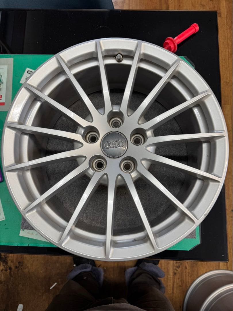 アウディ　Audi A4 A5 17インチ純正ホイール スポーク4本