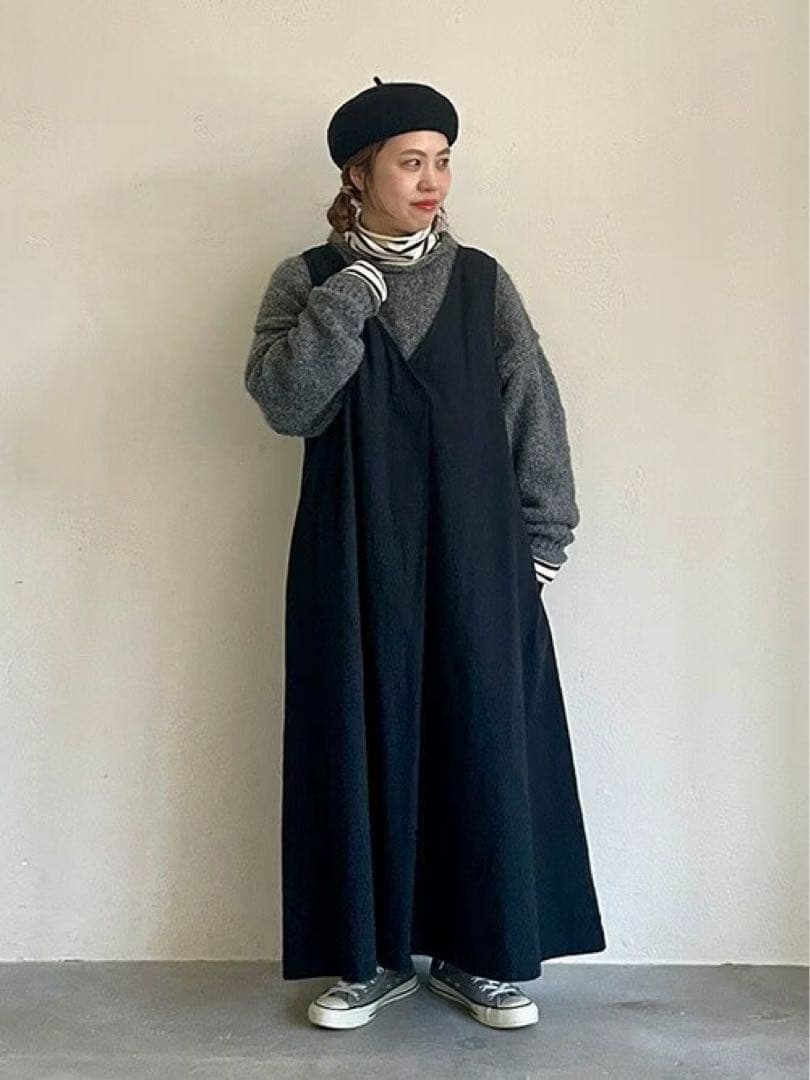 soulberry 新品　すっきり映えちゃう黒いワンピース