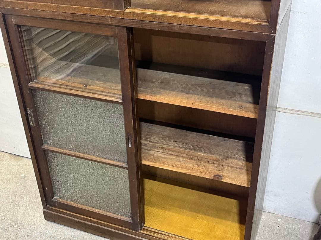 銀*B様 レトロ 木製ガラス戸棚 食器棚 収納 水屋箪笥 キャビネット 本棚