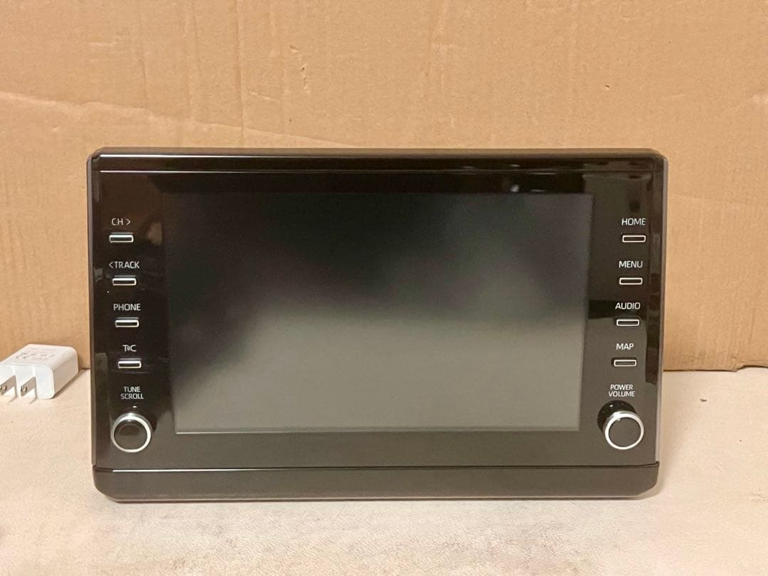 ZWE211カローラツーリング　ディスプレイオーディオ86140-12B30