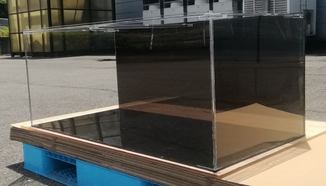 アクリル水槽 二面黒 四面10㍉ W1200 D600 H450 佐川急便発送