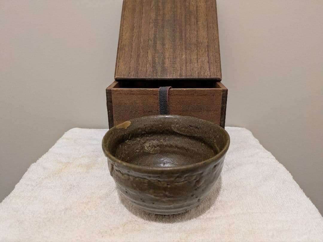 江戸時代　古唐津　三日月高台　茶碗　金直し　時代箱　唐津　時代物