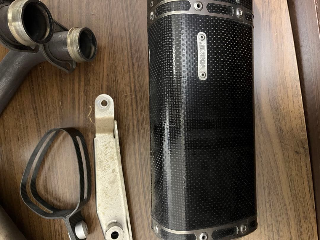 アクラポビッチ レーシングライン カーボン ヤマハ XSR900 (16-20)