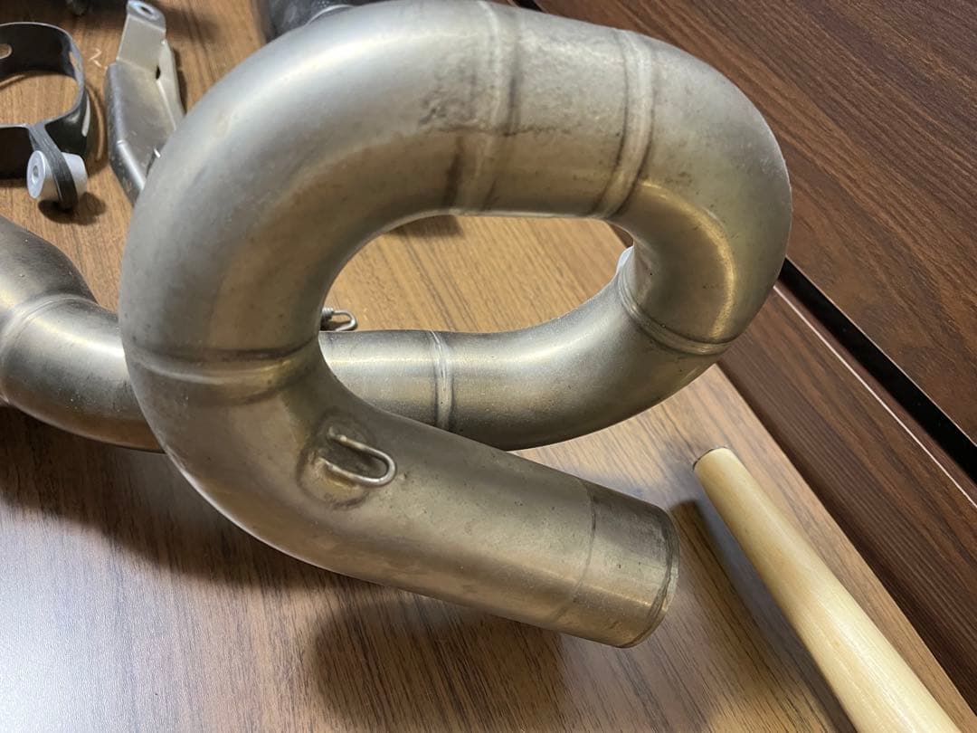 アクラポビッチ レーシングライン カーボン ヤマハ XSR900 (16-20)