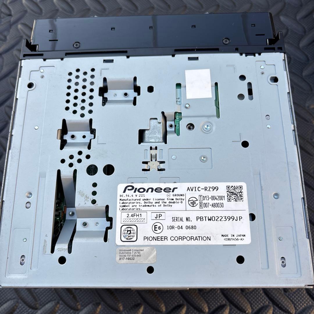 Pioneer AVIC-RZ99 カーナビ 7インチ 動作異常なし カメラ付き