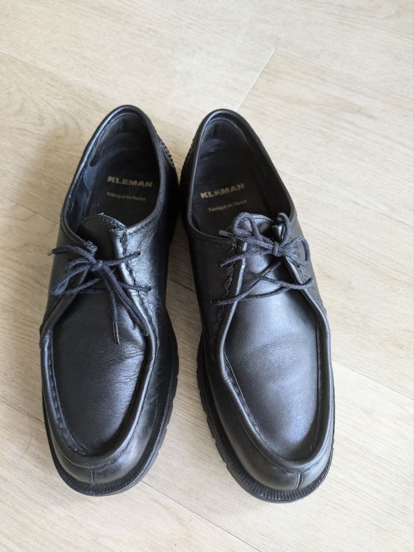 KLEMAN ブラックレザー モカシンシューズ