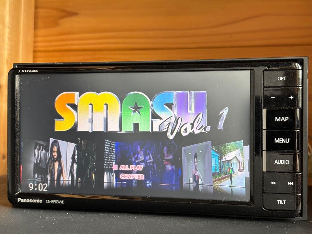 Panasonic パナソニック　strada ストラーダ CN-RE03WD