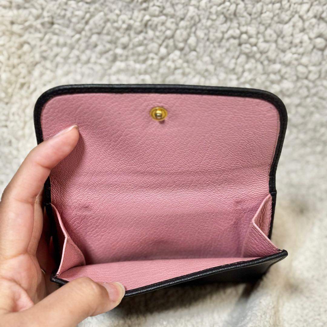 MIUMIU ミュウミュウ　二つ折り財布 Wホック　ゴールド金具