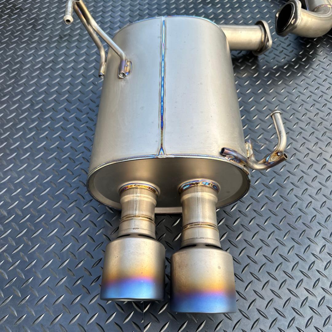 HKS スーパーターボマフラーTi WRX STI（①：左メインマフラー）