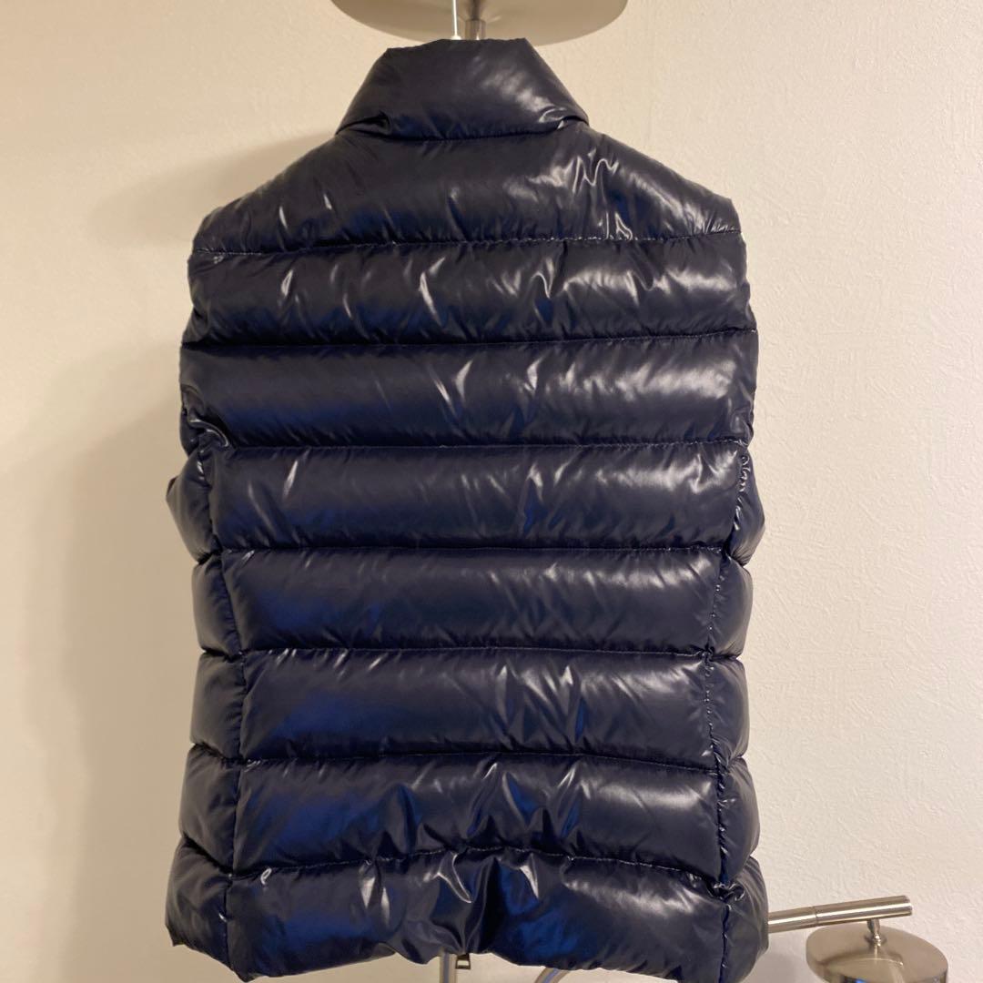 MONCLERダウンベスト