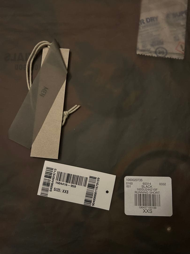 fear of god essentials ドローストリングショーツ