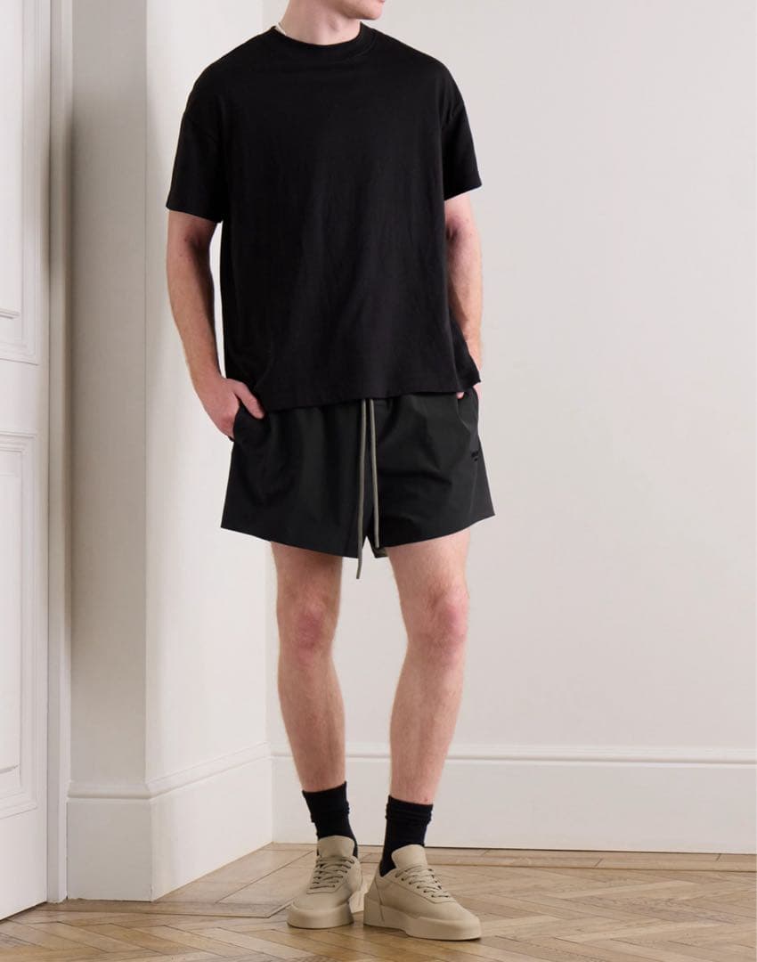 fear of god essentials ドローストリングショーツ