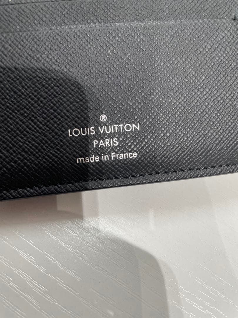 ルイヴィトン　ダミエ　ブラック チェック柄 二つ折り財布