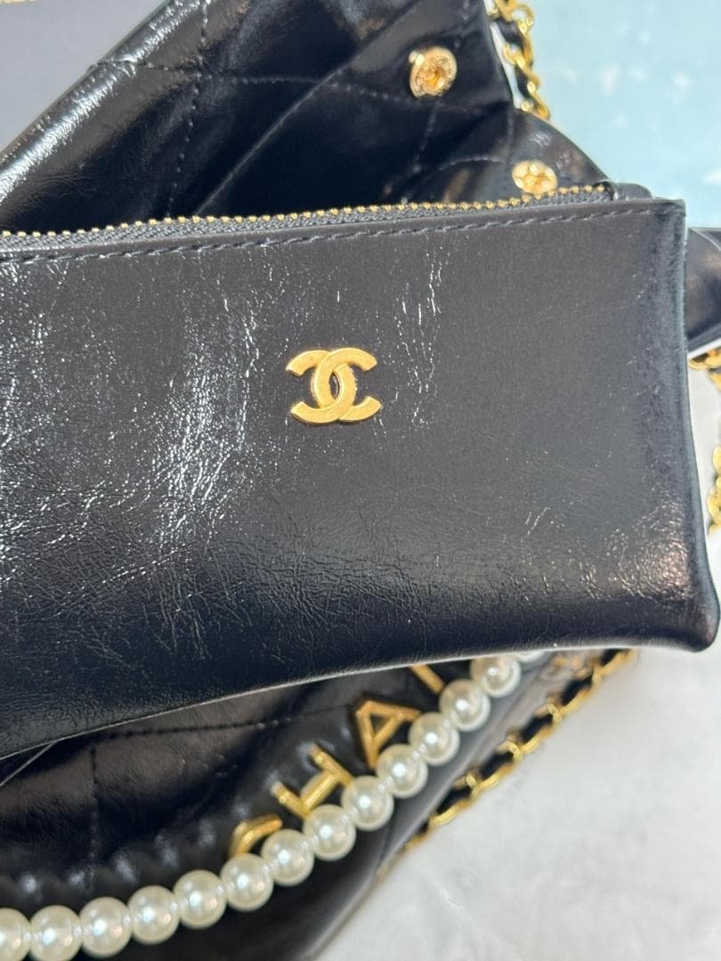希少✨ 状態良好 ブラック cHaNeL✨サコッシュ パール付き