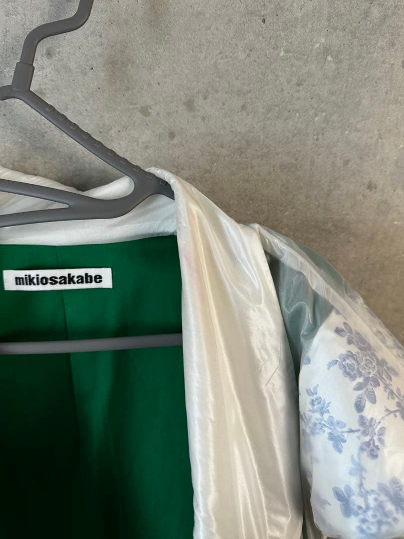 mikiosakabe フラワープリント ノースリーブジャケット