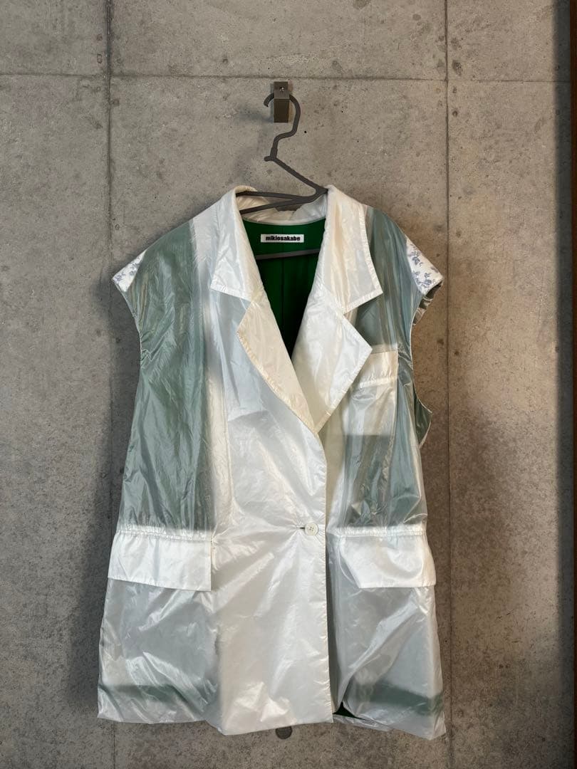 mikiosakabe フラワープリント ノースリーブジャケット