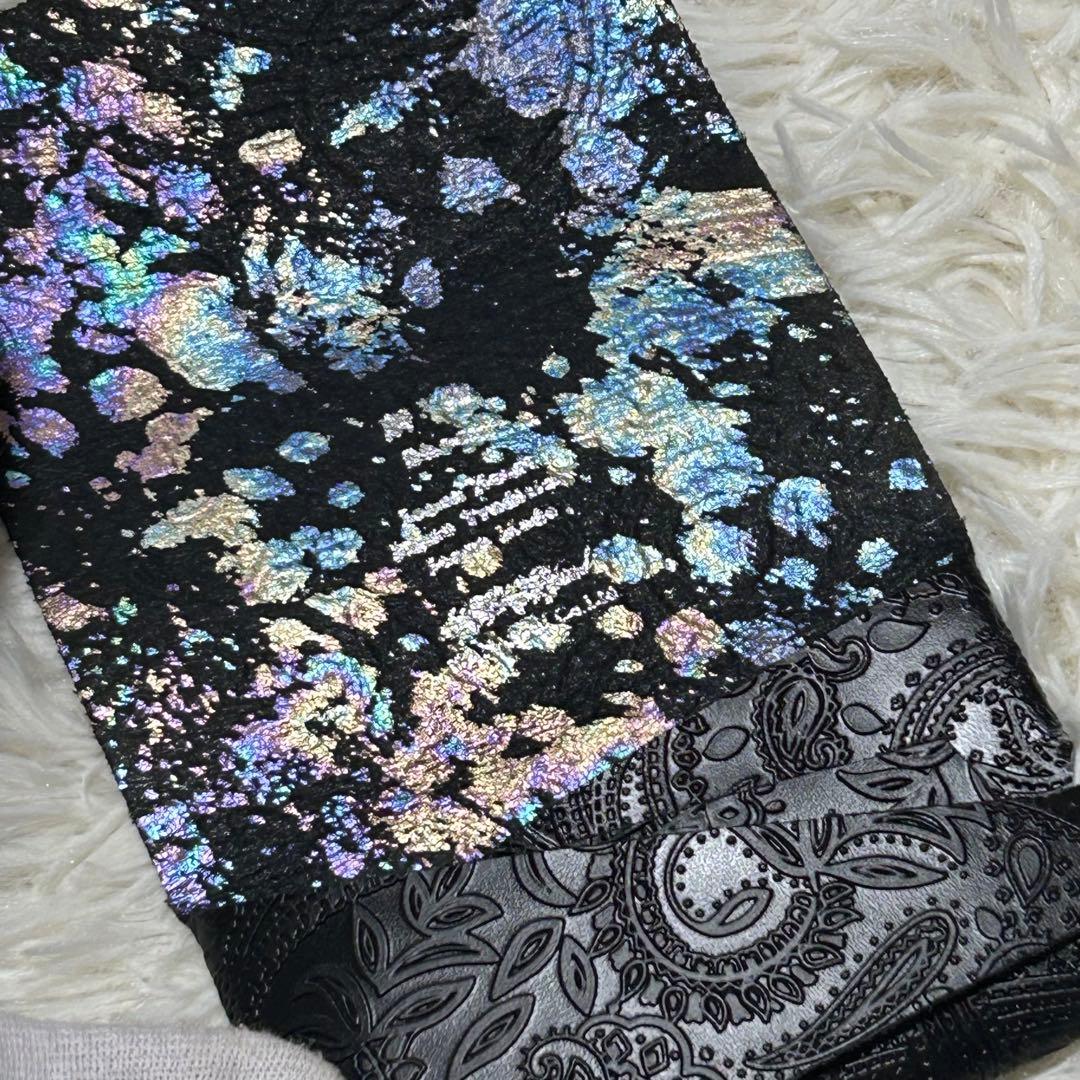 [極美品] 所作 ショサ 三つ折り財布 黒 ペイズリー柄 マルチカラー 高級感