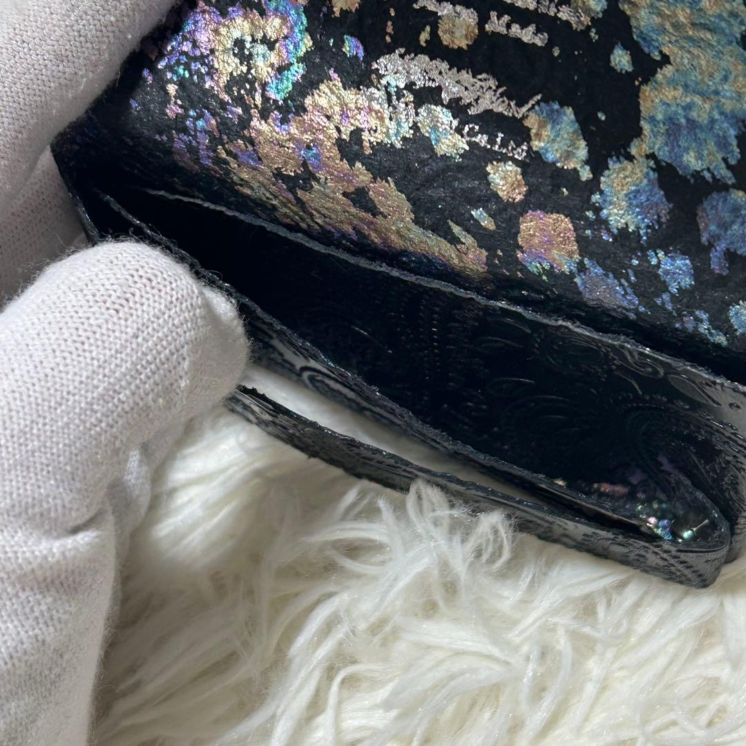 [極美品] 所作 ショサ 三つ折り財布 黒 ペイズリー柄 マルチカラー 高級感