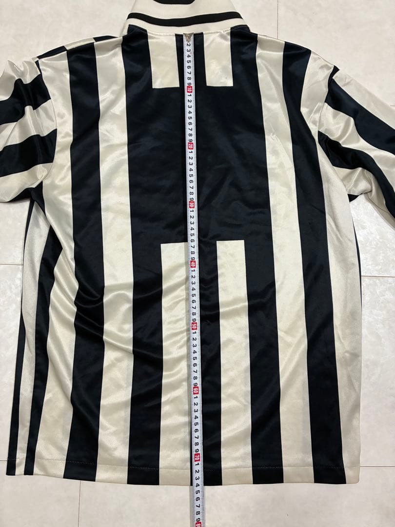 ユベントス　ユニフォーム95/96シーズン　サッカーシャツ SONY 最終値引き