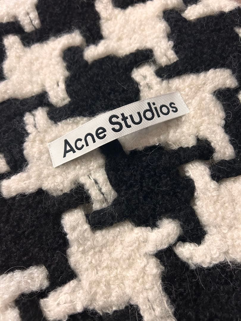 Acne Studios アクネ ストゥディオズ マフラー