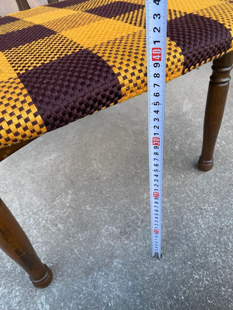 専用です　チェック柄ダイニングチェア　2脚ヒダカグ　レトロ　飛騨家具　木製イス