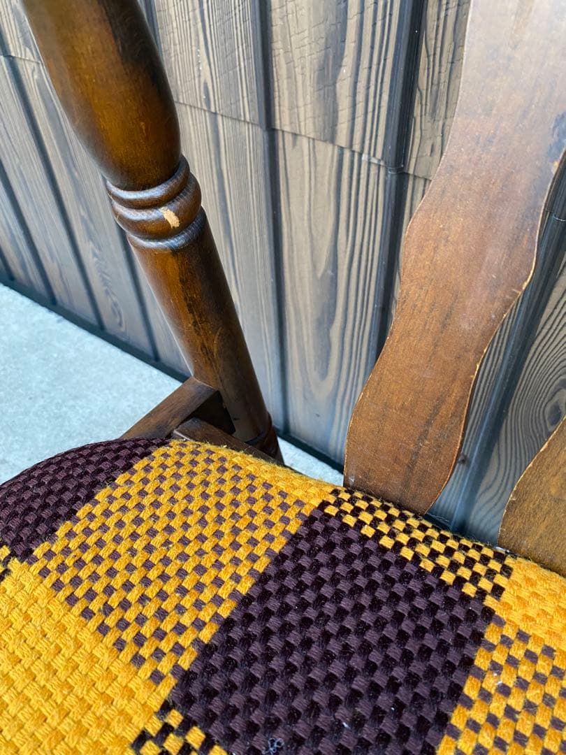 専用です　チェック柄ダイニングチェア　2脚ヒダカグ　レトロ　飛騨家具　木製イス