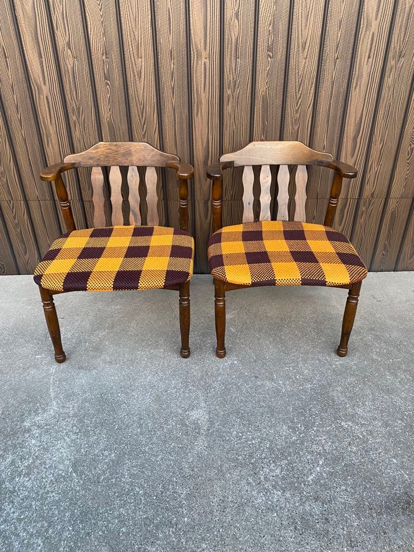 専用です　チェック柄ダイニングチェア　2脚ヒダカグ　レトロ　飛騨家具　木製イス