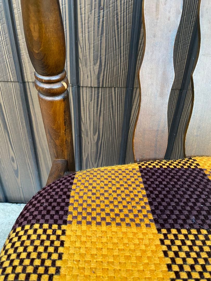 専用です　チェック柄ダイニングチェア　2脚ヒダカグ　レトロ　飛騨家具　木製イス