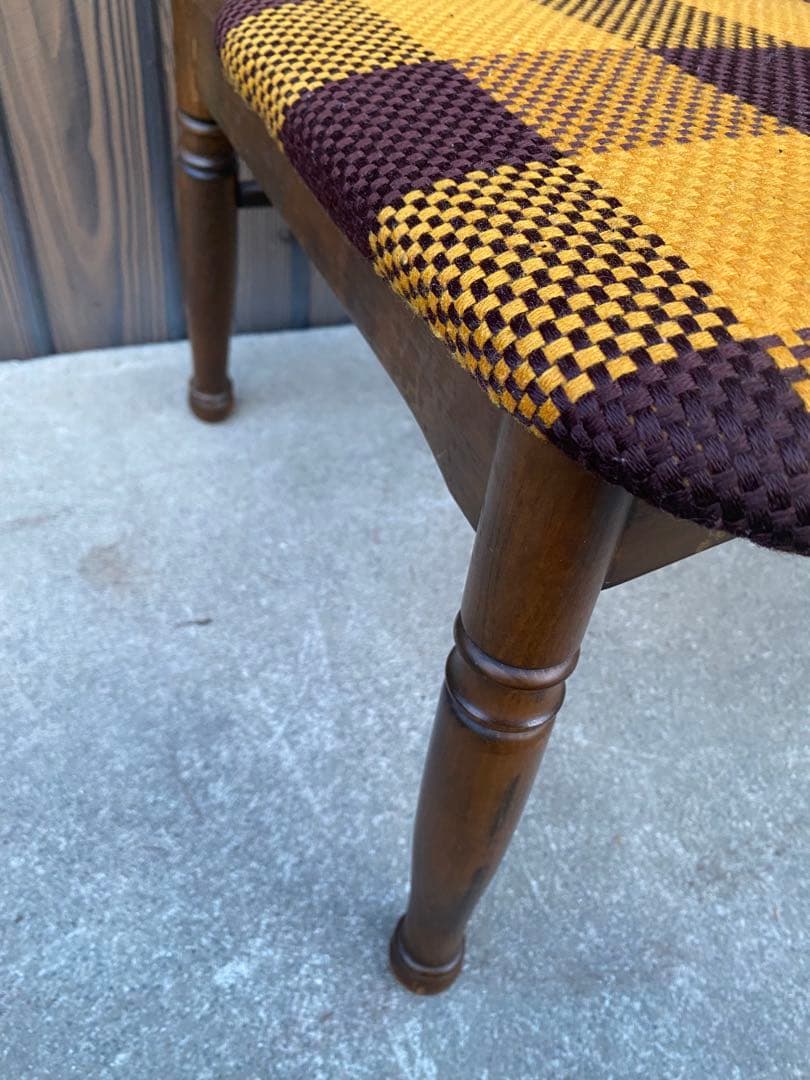 専用です　チェック柄ダイニングチェア　2脚ヒダカグ　レトロ　飛騨家具　木製イス